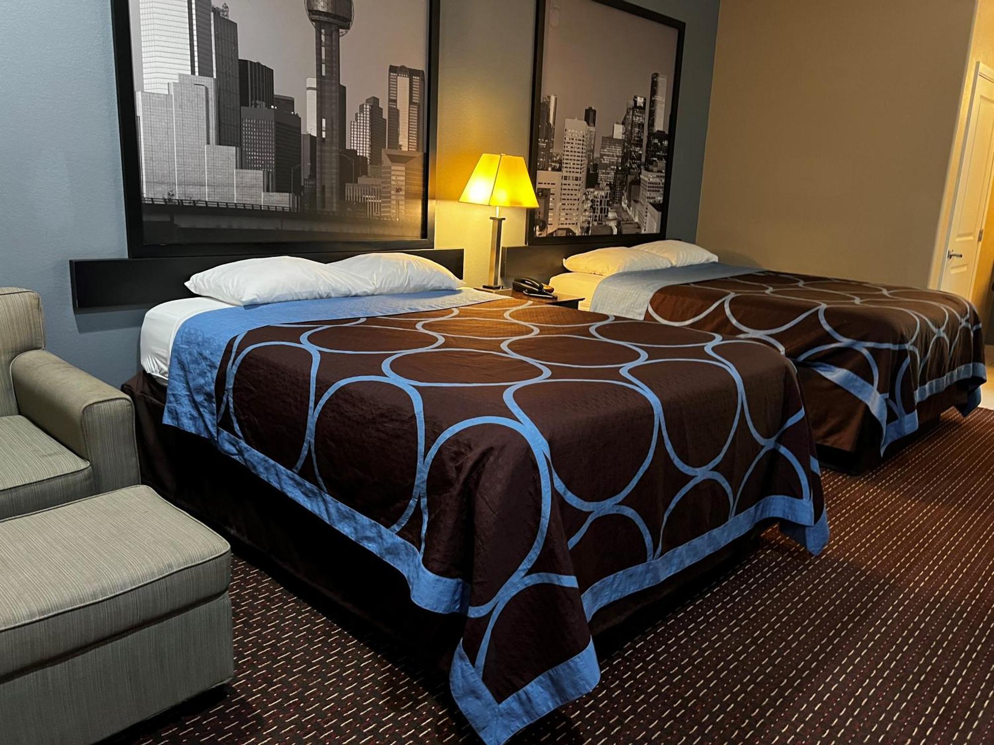 Super 8 By Wyndham Center Motel Екстериор снимка